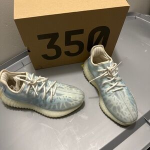 YEEZY 350